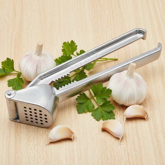 Pachet Accesorii Bucătărie: Tavă Airfryer 20x20 cm + Termometru Carne + Presă Usturoi Fackelmann