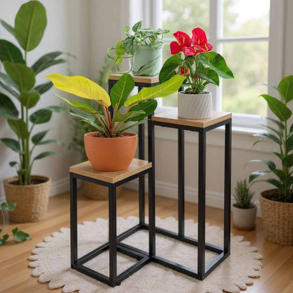 Suport metalic pentru flori cu 3 niveluri - pentru plante decorative în stil industrial, ideal pentru living, grădină, balcon sau hol