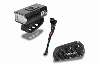 Pachet accesorii bicicletă – hero shot dramatic, lumină LED, cric, geantă