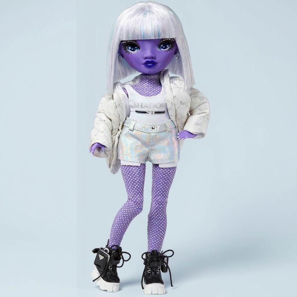 Păpușa Dia Mante de la Rainbow High Shadow High - Fashion Violet cu Accesorii Colorate pentru Joc și Colectare