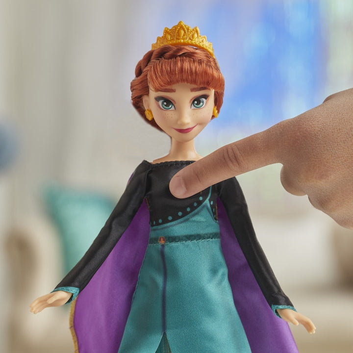 Papusa Disney Frozen II - Aventura muzicala, Anna