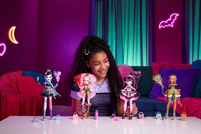 Păpușa Monster High Frankie Stein – Scary Sweet, 27 cm, Colecție Oficială